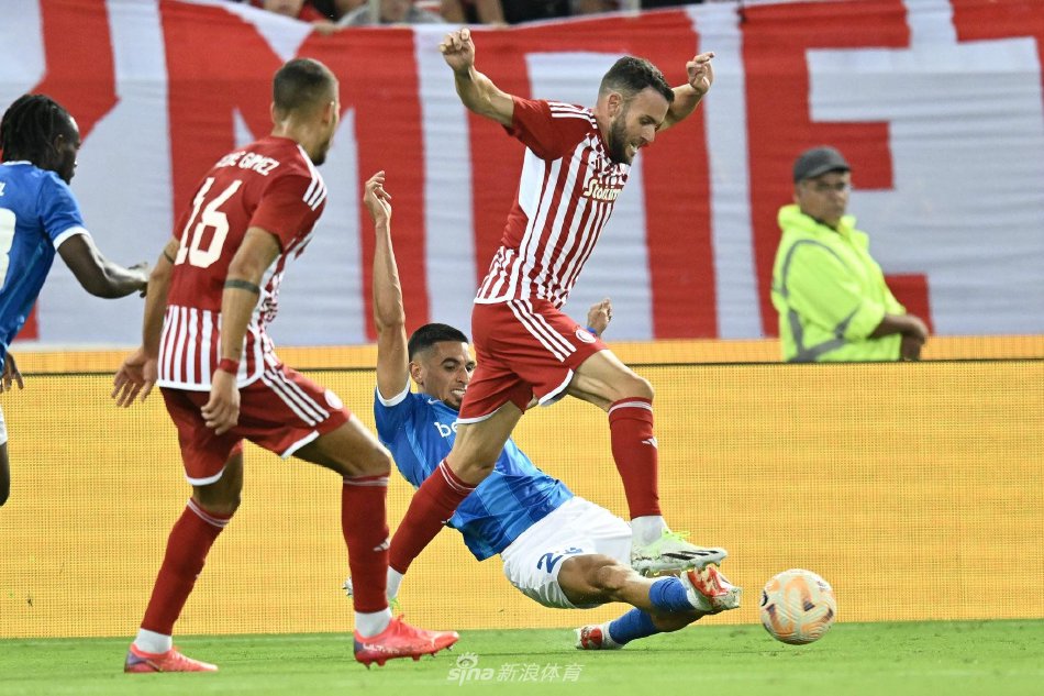 线队中占据 线队中占据