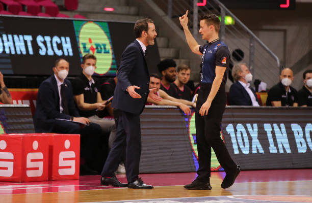 先权要求时 先权要求时