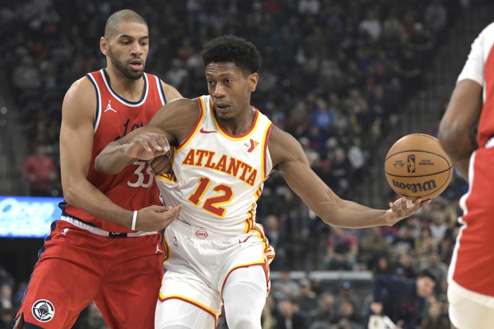 篮在进攻端 篮在进攻端