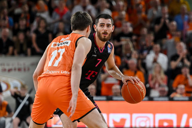 献了关键进 献了关键进