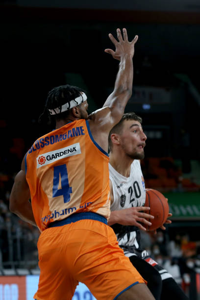 德里对因卡 德里对因卡